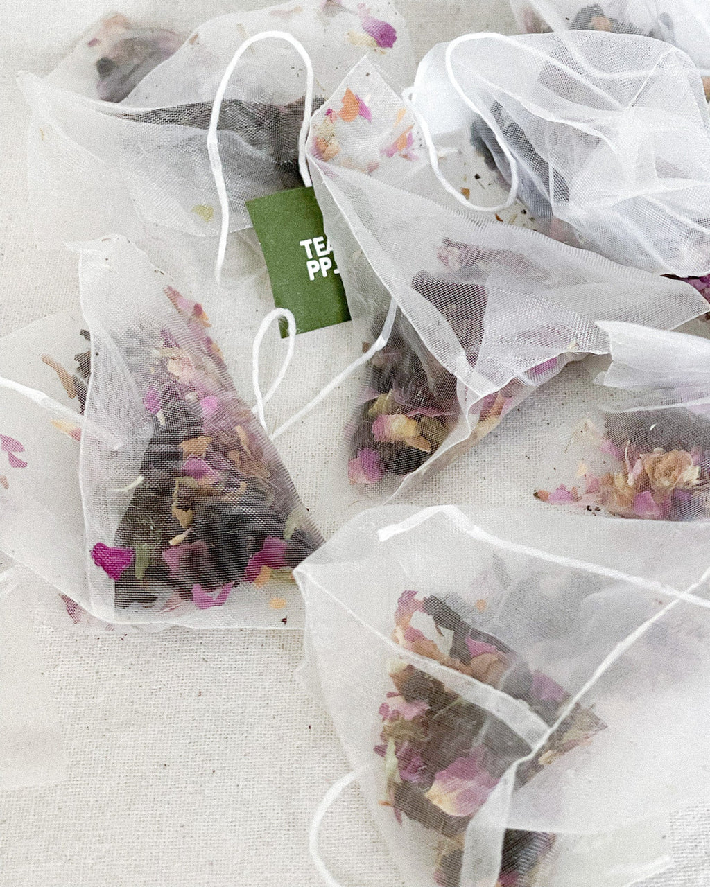 Rose Oolong
