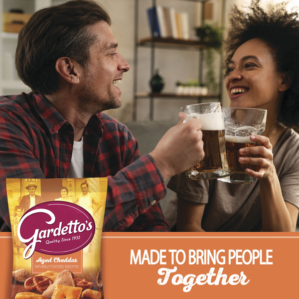 Gardetto's Snack Mix Aged Cheddar Pub and Party Mix Bag